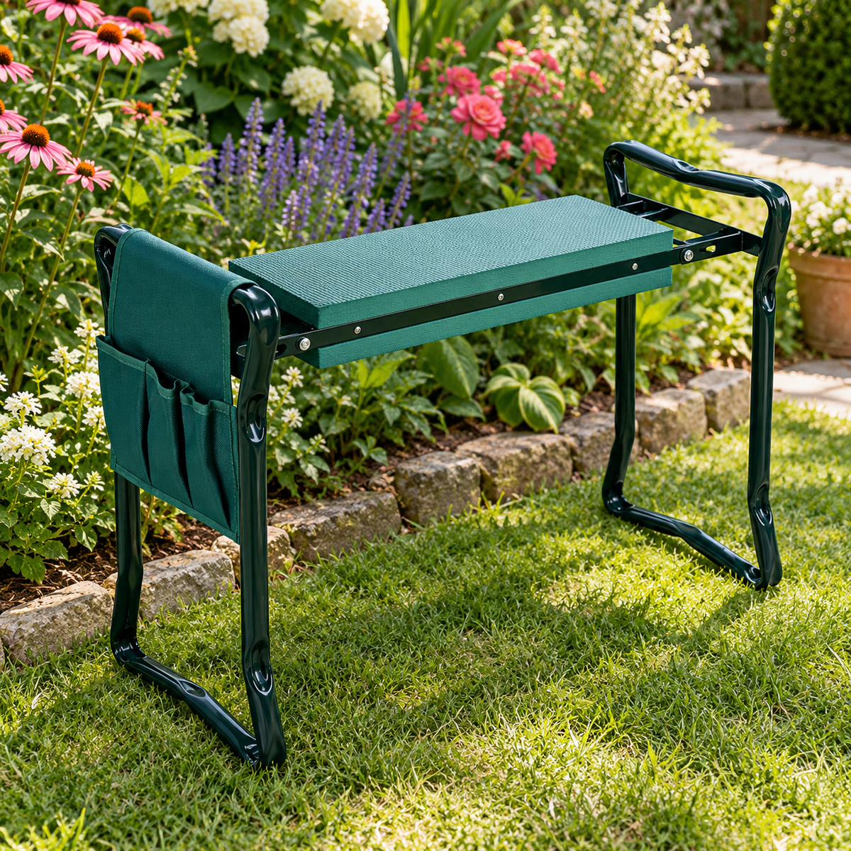 🌿 Garden Essential | Heavy-Duty Metal Folding Kneeler | Outdoor Gardening Comfort Gift | Ergonomic Dual-Use Design
